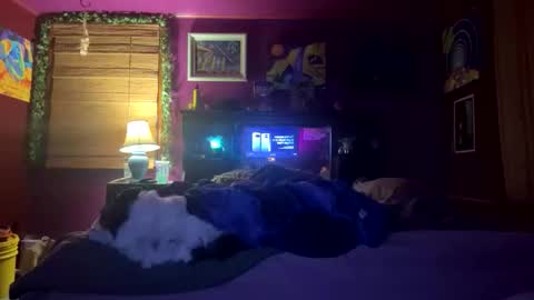 mil8207 online show from 12.17.25