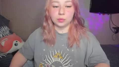 Mila shy sensual person  online show from 12.05.25