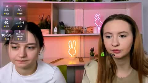 Snapshot of mila_glow chatting on 11.24.25 mila_glow online show from 11.24.25