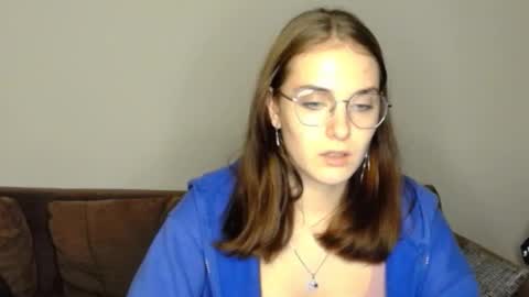 mila_keyy online show from 09.15.25