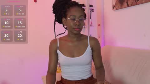 Snapshot of mila_n_max chatting on 11.02.25 Mila Max online show from 11.02.25