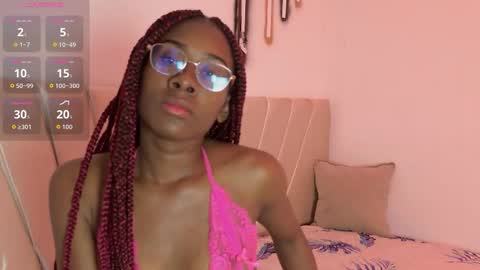 Snapshot of mila_n_max chatting on 11.13.25 Mila Max online show from 11.13.25