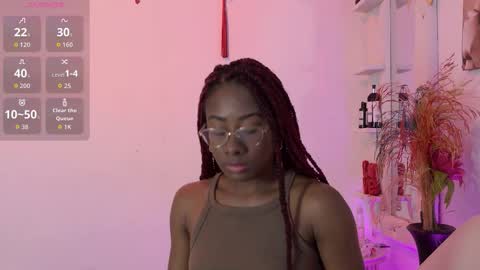 Snapshot of mila_n_max chatting on 11.29.25 Mila Max online show from 11.29.25