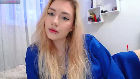 mila nowak online show from 05.04.26