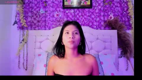 Snapshot of mila_rey25_ chatting on 02.09.26 laura online show from 02.09.26