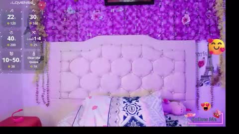 Snapshot of mila_rey25_ chatting on 02.13.26 laura online show from 02.13.26