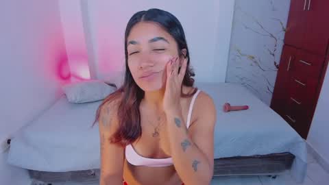 martina online show from 04.09.26