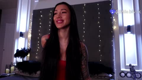 Snapshot of miladenver chatting on 12.18.24 Mila online show from 12.18.24