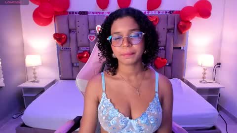 Snapshot of milahall__ chatting on 02.14.25 Milenna online show from 02.14.25