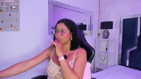 Snapshot of milahall__ chatting on 09.18.25 Milenna online show from 09.18.25