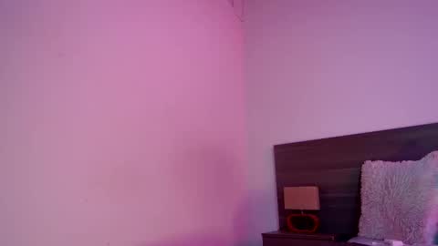 Snapshot of milahot23 chatting on 11.08.25 mila online show from 11.08.25