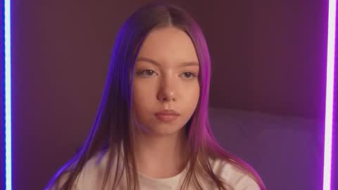 Snapshot of milaice chatting on 02.10.26 Mila online show from 02.10.26