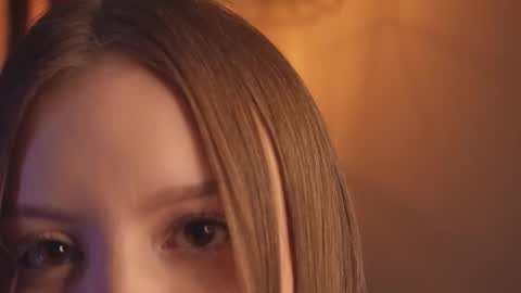 Snapshot of milaice chatting on 02.14.26 Mila online show from 02.14.26