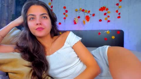 Milana online show from 10.27.25