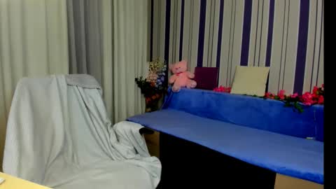 MilanaAlvis online show from 11.20.25