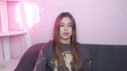 milanaangelas online show from 02.16.26