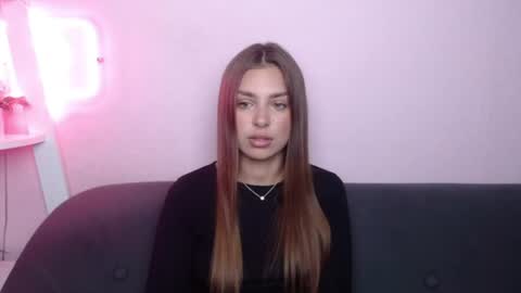 milanaangelas online show from 07.12.26