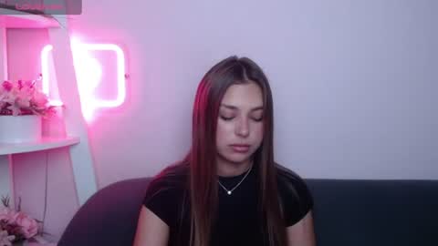 milanaangelas online show from 07.31.26