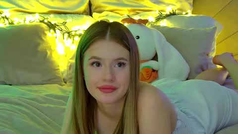 MilanaBalmain online show from 03.04.25