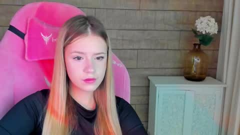 MilanaBalmain online show from 09.28.25