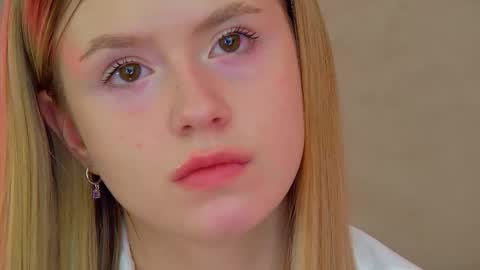 MilanaBalmain online show from 10.20.25