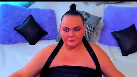 Lana online show from 11.18.25