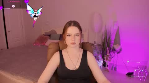 milanamoons online show from 12.05.25