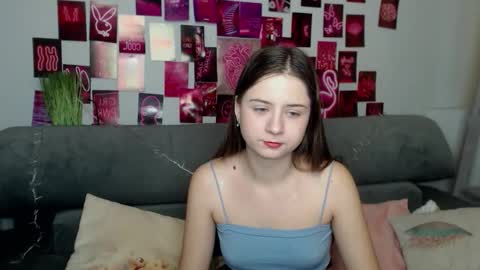 milanaroz online show from 10.12.25