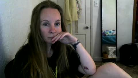 Mila online show from 07.12.26