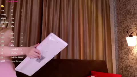 Mia online show from 07.01.26