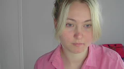 Milena new nonude shy blonde natural online show from 05.19.26