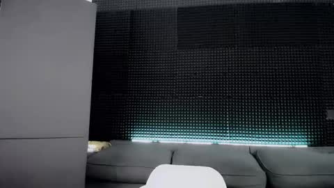 Milena Hardy online show from 09.10.25