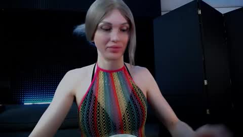 Milena Hardy online show from 10.18.25