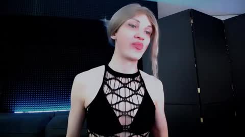 Milena Hardy online show from 10.20.25