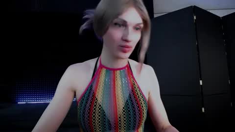 Milena Hardy online show from 10.25.25