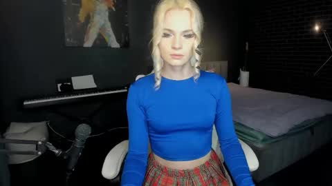 Milena online show from 09.29.25