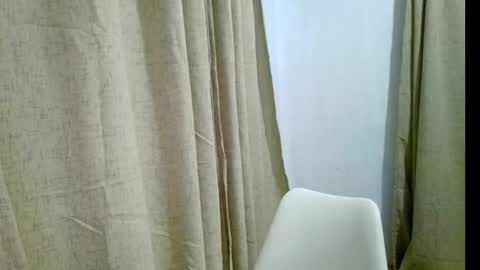 Snapshot of miletera chatting on 10.08.25 miletera online show from 10.08.25