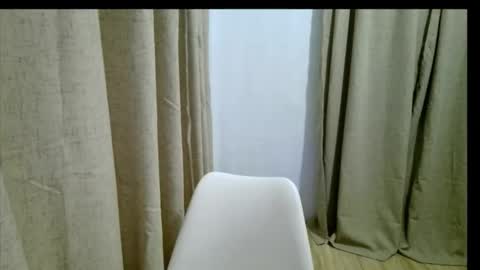 Snapshot of miletera chatting on 10.14.25 miletera online show from 10.14.25