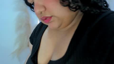 Miley online show from 11.25.25