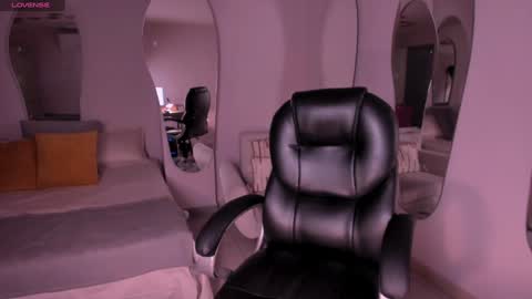 Miley Cruz  IG miley model23 online show from 12.30.24