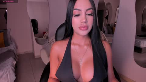 Miley Cruz  IG miley model23 online show from 01.23.25