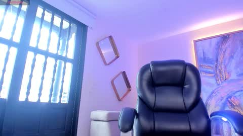 Miley Cruz  IG miley model23 online show from 10.19.25