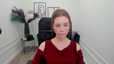 mileygloss online show from 11.30.25