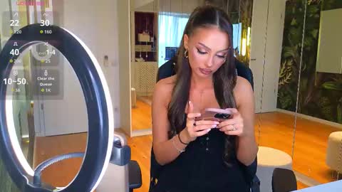 Miley Sin online show from 02.10.26