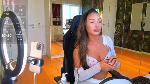 Miley Sin online show from 02.11.26