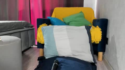 Snapshot of milf__mari chatting on 10.26.25 Maria online show from 10.26.25