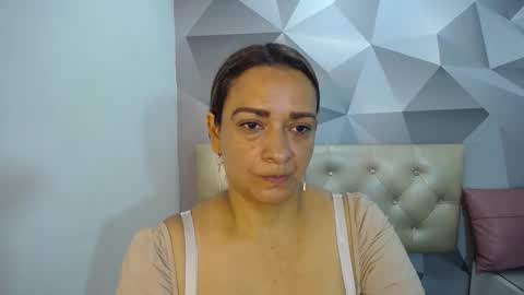 milf_hugeboobs online show from 11.13.25