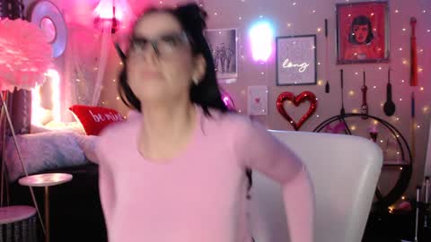 Snapshot of milf_lacey chatting on 01.15.25 Milf Lacey online show from 01.15.25