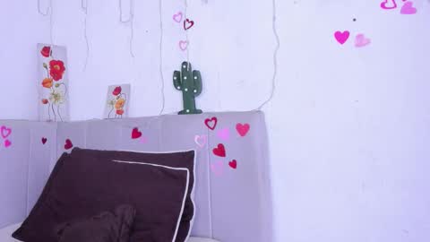 milf latinn online show from 10.20.25