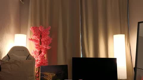 Snapshot of milf_mamyy chatting on 10.14.25 Filicia online show from 10.14.25